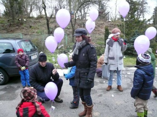 Vypouštění balónků s přáním Ježíškovi - 9.12.2010